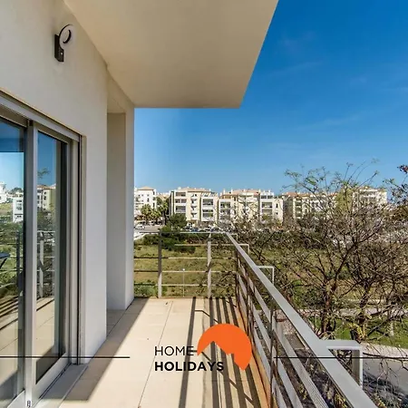 #143 Penthouse By Holidays Апартаменты